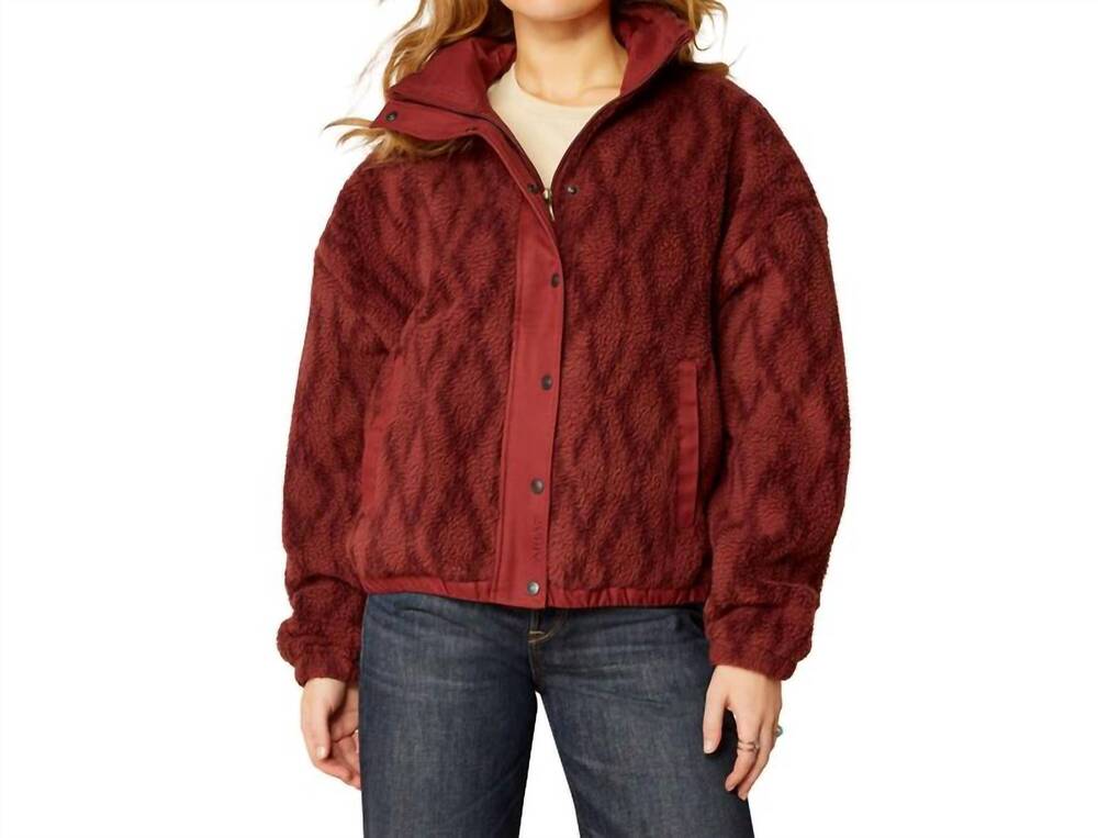 NEW ARIAT sherpa blocked jacket in burgundy